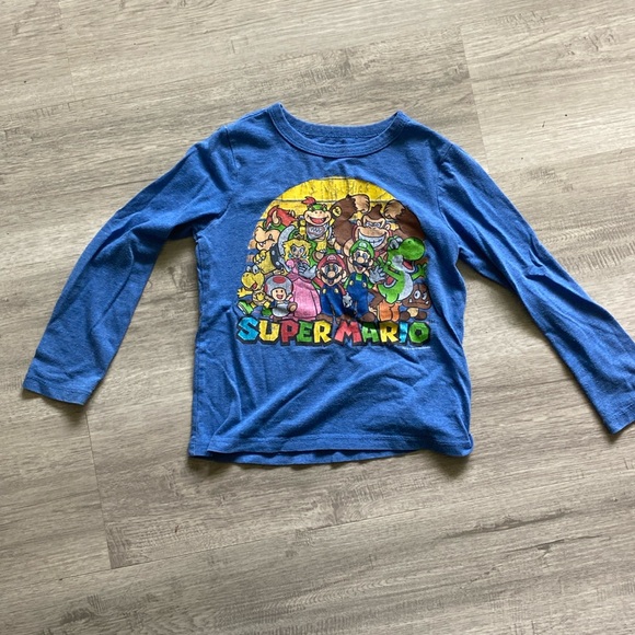GAP Other - Gap kids Nintendo Super Mario Bros. blue long sleeve shirt size 4-5